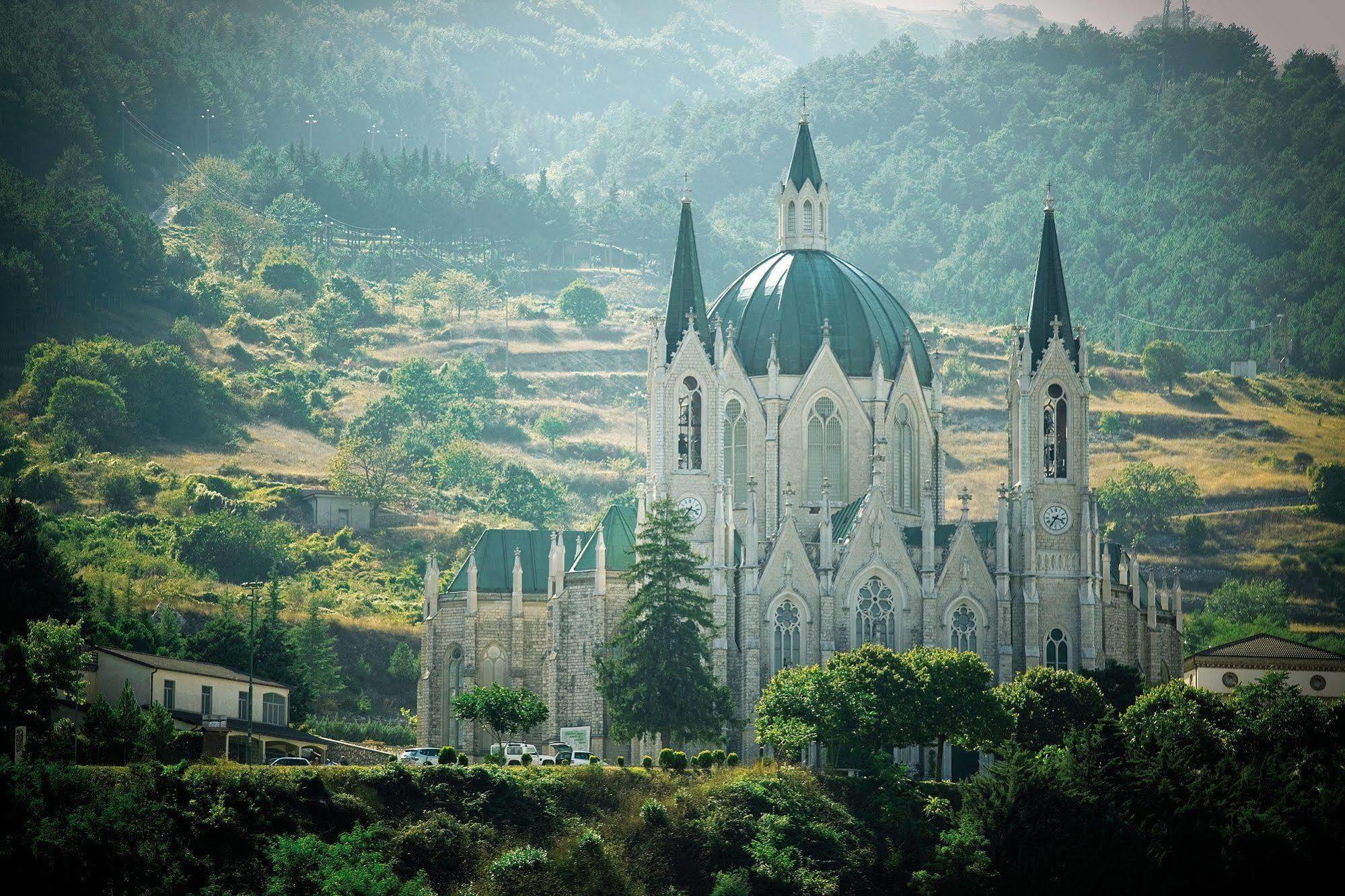 Fonte Del Benessere Resort Castelpetroso Zewnętrze zdjęcie